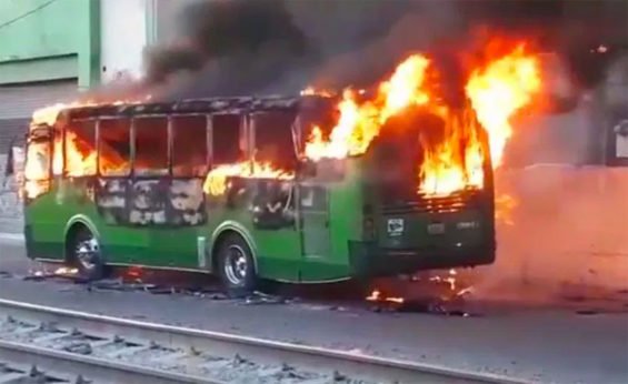 Burning bus created a roadblock in Guadalajara.