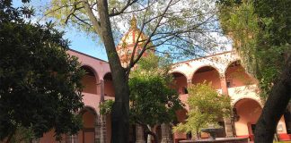 Bellas Artes cultural center is to receive support from two universities.