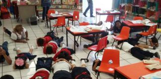 Gunfire drill at a school in Tamaulipas.