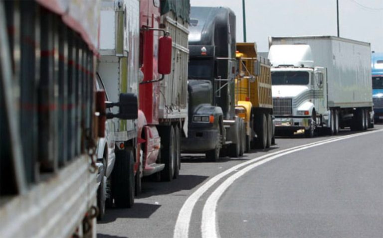 Truck, bus drivers, take a rest, orders Transportation Secretariat