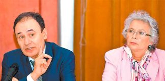 Durazo and Sánchez explain amnesty proposal.