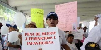 Calls for the death penalty in Monterrey.