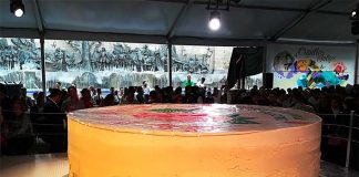 The world's largest marzipan, made in Guadalajara.