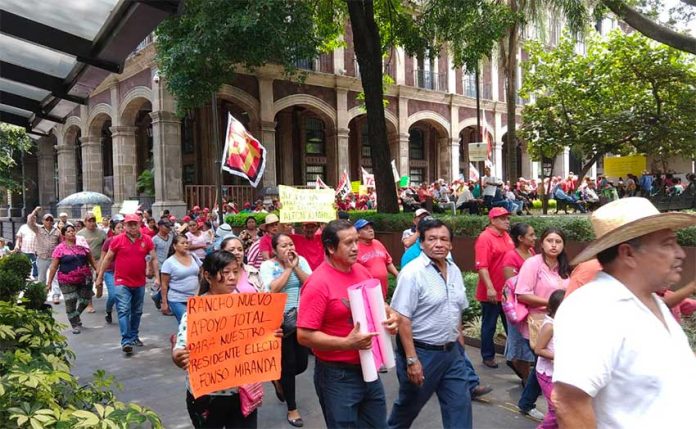 A march for the mayor yesterday in Cuernavaca.