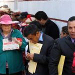 Supplicants line up outside AMLO's office in La Roma.