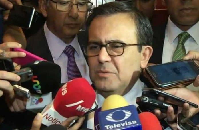 Guajardo talks to reporters about NAFTA progress.
