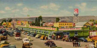 The original Long Bar in Tijuana.