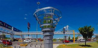 This 'tree' does the work of 300 real ones.