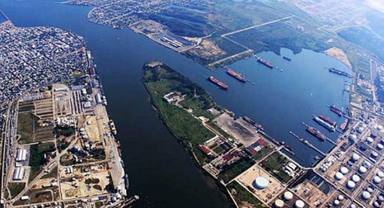 Economic zones sign up energy projects worth US $2.5 billion Economic zones sign up energy projects worth US $2.5 billion