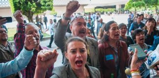 Members of the arts and culture community protest this morning in Mexico City.
