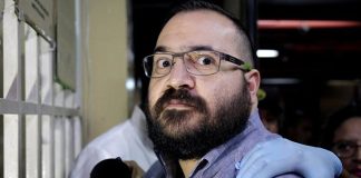 Ex-governor Duarte: pleads guilty.
