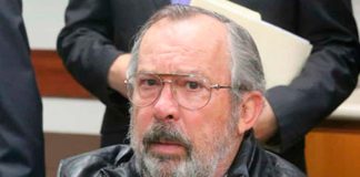 Departing Mayor Fernández warns of danger ahead.