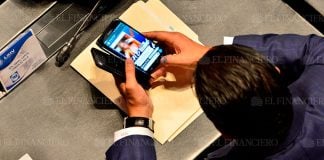 The senator, caught in a sex-talk chat yesterday.