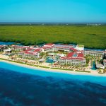 Breathless Riviera Cancún: Apple Leisure Group plans to build more.