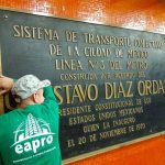 A plaque remembering Díaz Ordaz is removed in the Mexico City subway.