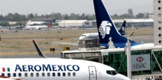 Aeroméxico continues flying.