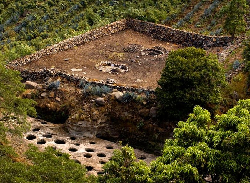 Bird’s-eye view of gravity-assisted El Tecuane Taberna