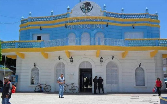 Municipal offices in Acatzingo: the mayor is not in the building.