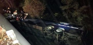 The bus that went off a bridge today in Nuevo León.