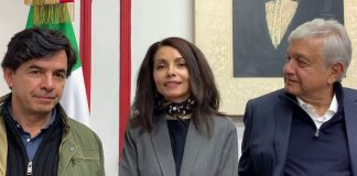 Ramírez, Velasco and López Obrador announce new moral constitution.