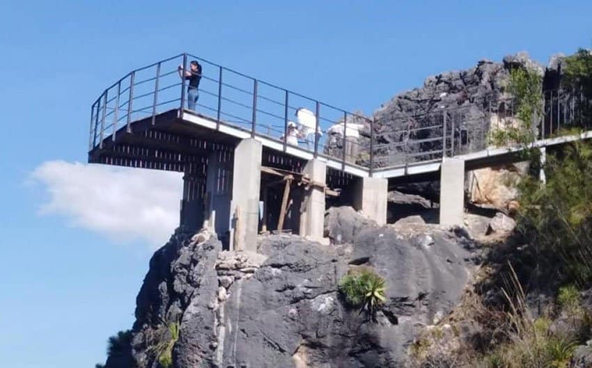 One of the scenic lookouts in Santos Reyes Tepejillo.