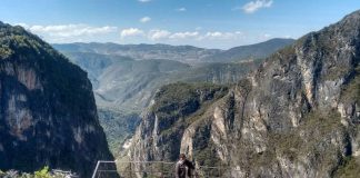 View of the Ñuu Kava canyon from one of the lookouts in the Mixteca region of Oaxaca.