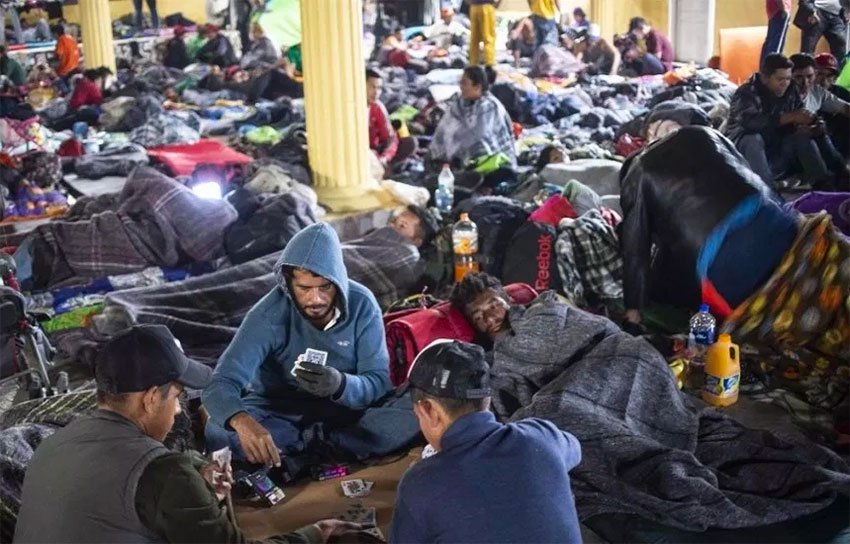 300-strong migrant caravan No. 5 arrives at southern border