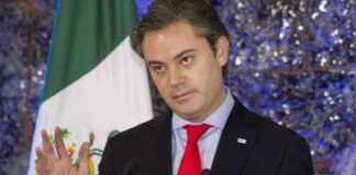 Former education secretary Nuño: critics say he was campaigning to be president.