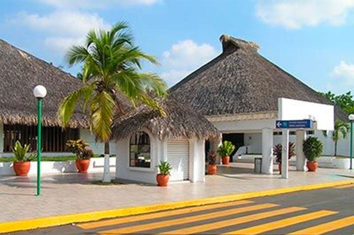 The airport at Huatulco where a Canadian traveler claimed he was held.