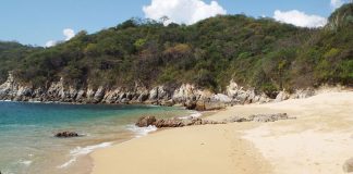 Peaceful Violin beach in Huatulco.
