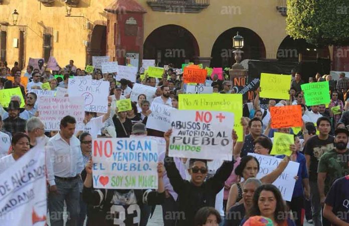 A protest held earlier this year against parking meters in San Miguel.