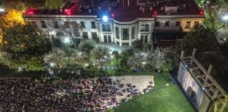 An aerial view of the screening of Roma at Los Pinos.