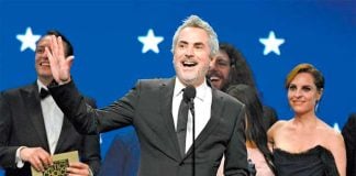 Filmmaker Cuarón at the Critics Choice awards.