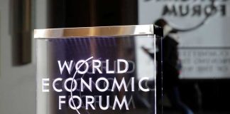 AMLO's priority is fighting corruption rather than Davos forum.