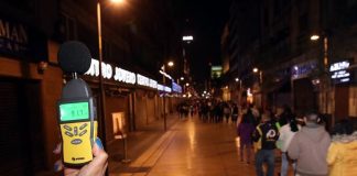Measuring noise levels on Maduro street in Mexico City.