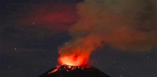 El Popo was active last night.