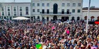 Striking workers in Tamaulipas.