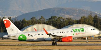 Eight Viva Aerobus planes were grounded.