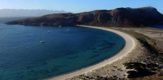 The tiny island of San Francisquito.