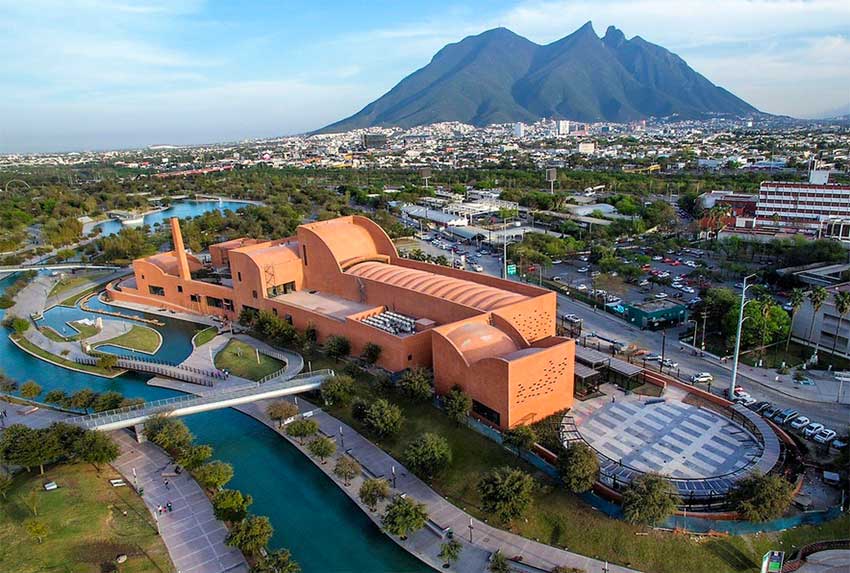 Baseball hall of fame opens, celebrates sport's history in Mexico