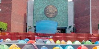 Teachers' campsite in Mexico City this week.