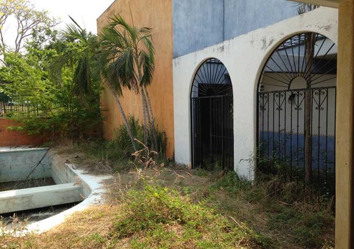 Buying an unoccupied house in Mexico can represent a bargain — and a lot of work.