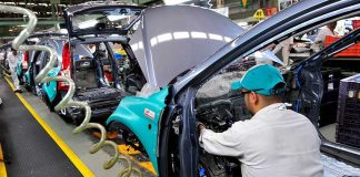 Car and pickup truck production is the leading sub-sector of Mexico's manufacturing industry.
