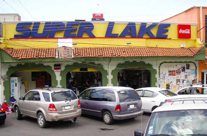 The scam began outside the Super Lake store.