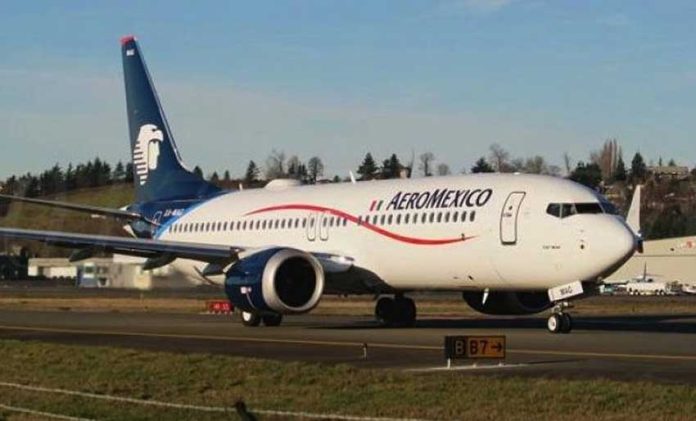 One of eight of the new planes in the Aeroméxico fleet.