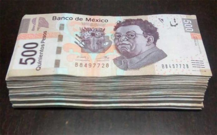 These were being freely dispensed by Bancomer ATMs on Sunday.