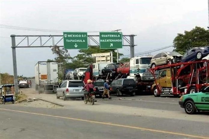 Traffic stranded at the border near Tapachula, Chiapas.