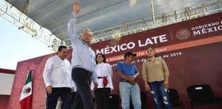 The president in Los Cabos yesterday.