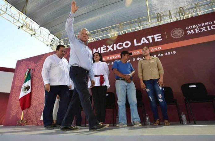 The president in Los Cabos yesterday.