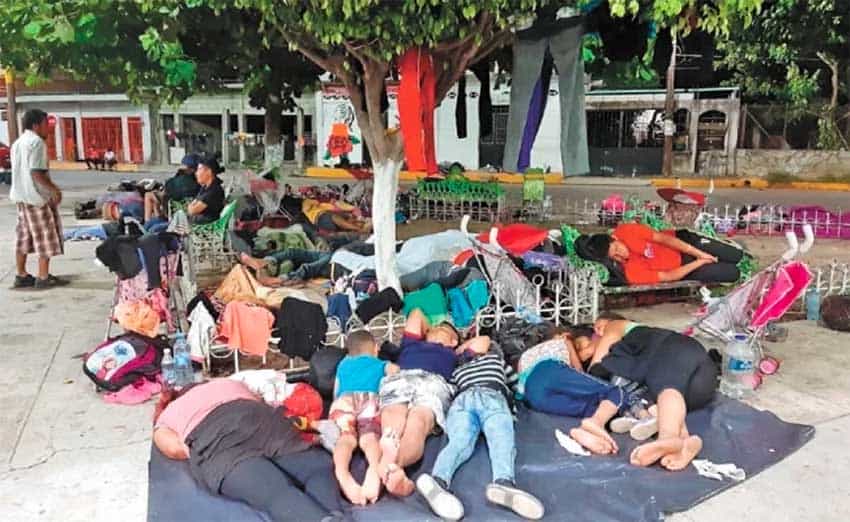 Members of the newest caravan rest in Huehuetán, Chiapas.